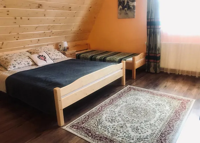 乌亚斯卡家庭式旅馆 民宿 扎布